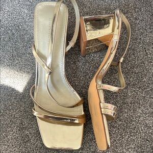 Elegant Gold Strappy Heels | SIZE 9